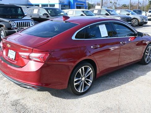 Used 2019 Chevrolet Malibu Premier w/ Sun and Wheel Package image 5