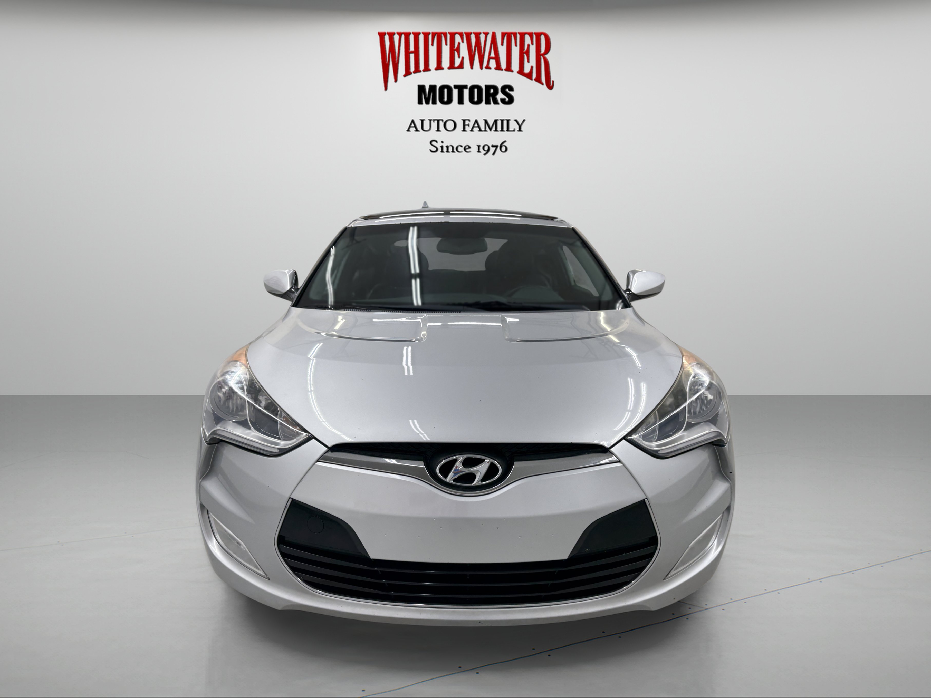 Used 2013 Hyundai Veloster w/ Style Pkg FWD image 6