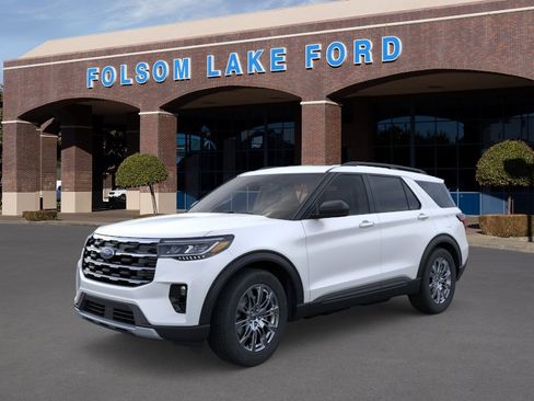 New 2026 Ford Explorer Active w/ Active Comfort Package AWD/4WD image 1