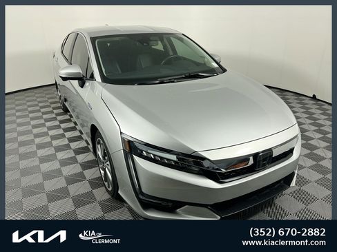 Used 2021 Honda Clarity Touring image 1