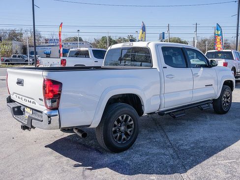 Used 2022 Toyota Tacoma SR5 image 5