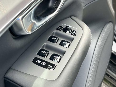 New 2026 Volvo XC90 T8 Ultra w/ Protection Package Premier AWD/4WD image 22