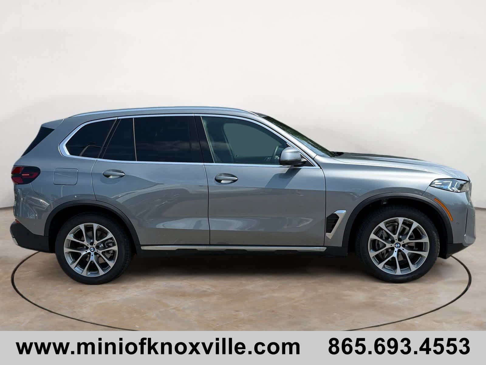 Used 2026 BMW X5 xDrive40i AWD/4WD image 2