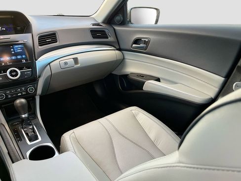 Used 2020 Acura ILX FWD image 23