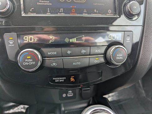 Used 2020 Nissan Rogue Sport SL image 22