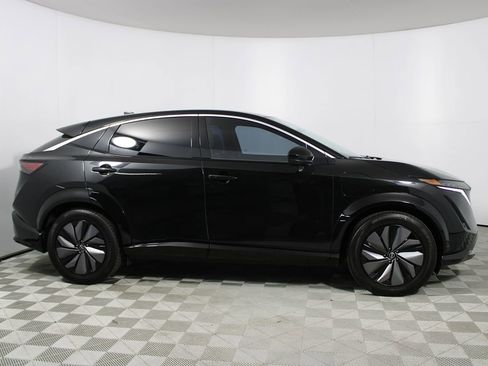 Used 2024 Nissan Ariya FWD image 17