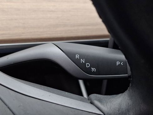 Used 2018 Tesla Model 3 Long Range image 17