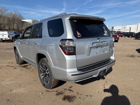 Used 2016 Toyota 4Runner Limited image 3