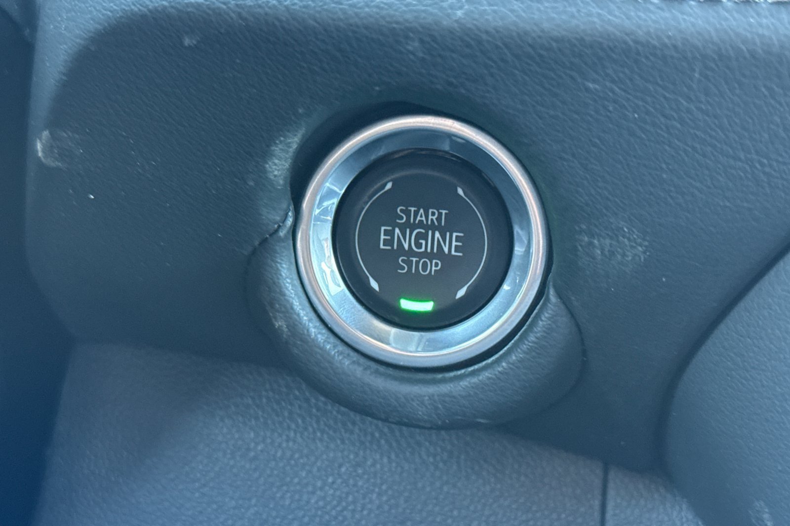 Used 2025 Chevrolet Tahoe Z71 AWD/4WD image 34