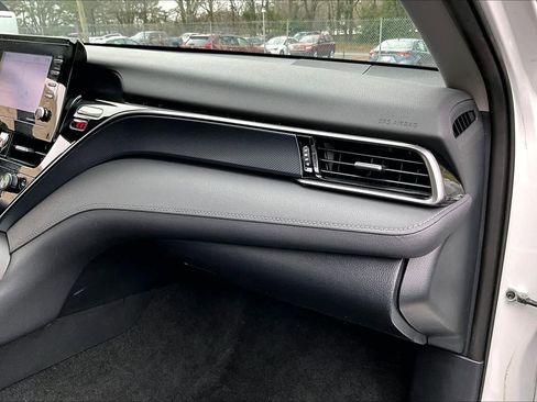 Certified 2023 Toyota Camry SE image 17