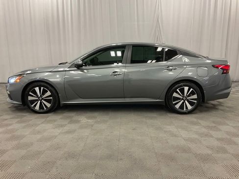 Used 2021 Nissan Altima 2.5 SV image 14