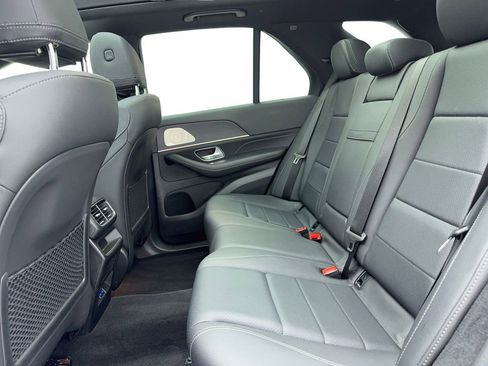 Used 2025 Mercedes-Benz GLE 350 4MATIC image 39