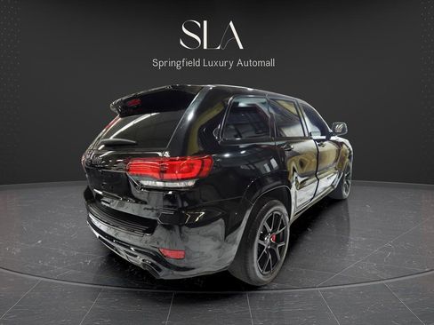 Used 2021 Jeep Grand Cherokee SRT image 3