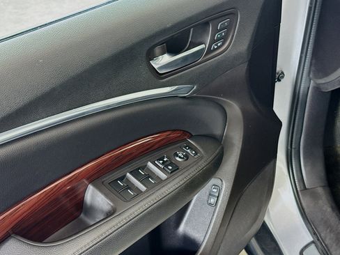 Used 2015 Acura MDX FWD image 17