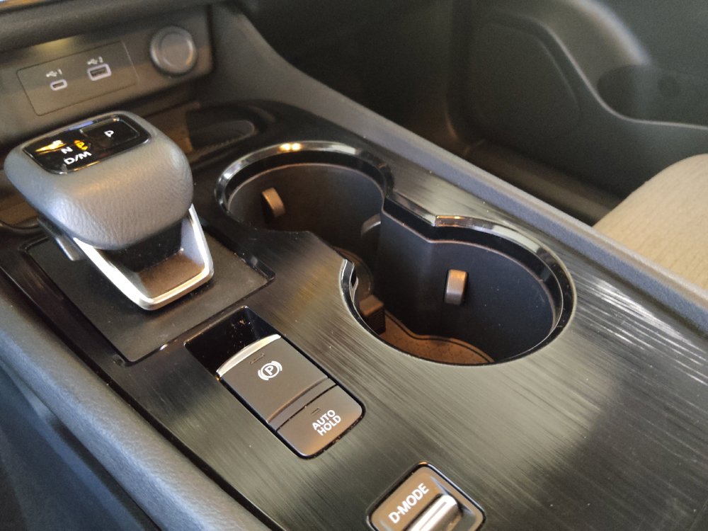 Used 2022 Nissan Rogue SV FWD image 26