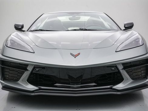Used 2022 Chevrolet Corvette Stingray Premium Conv w/ Z51 Performance Package RWD image 17