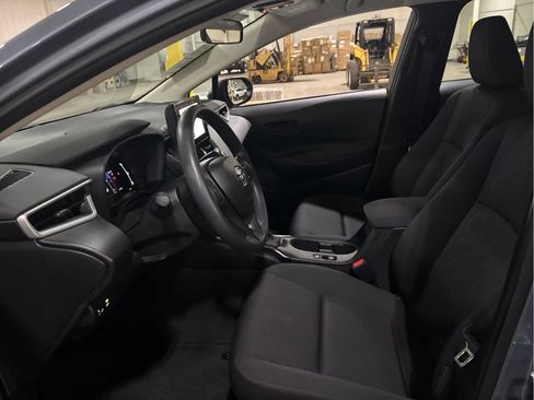 Used 2026 Toyota Corolla LE FWD image 9