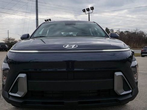 New 2026 Hyundai Kona SE FWD image 8