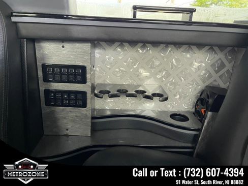 Used 2016 Cadillac Escalade 2WD image 36