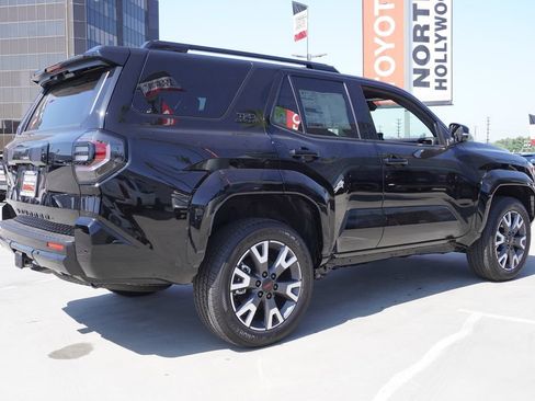 New 2026 Toyota 4Runner TRD Sport Premium AWD/4WD image 4