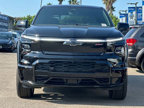 New 2024 Chevrolet Silverado EV RST image 6