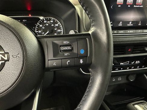 Used 2023 Nissan Rogue SV w/ SV Premium B Package AWD/4WD image 12