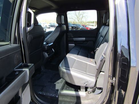 Used 2025 Ford F150 XLT w/ Equipment Group 303A High image 17