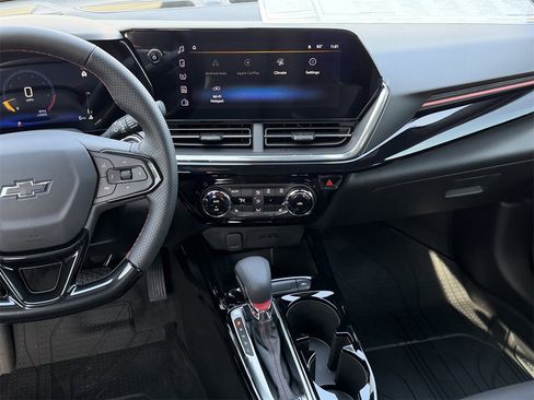New 2026 Chevrolet Trax RS w/ Driver Confidence Package image 15