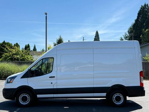 Used 2022 Ford Transit 250 148 High Roof w/ Load Area Protection Package RWD image 2