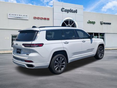 Certified 2023 Jeep Grand Cherokee L Overland AWD/4WD image 3