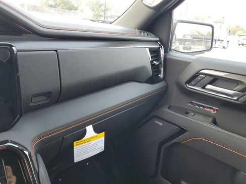 New 2026 GMC Sierra 1500 AT4 image 27