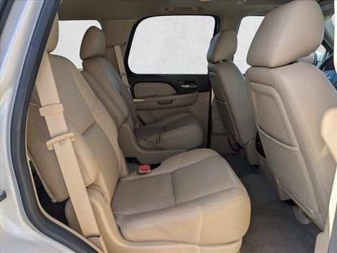 Used 2012 GMC Yukon Denali RWD image 23