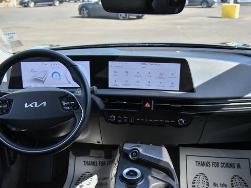 Used 2024 Kia EV6 Light image 41