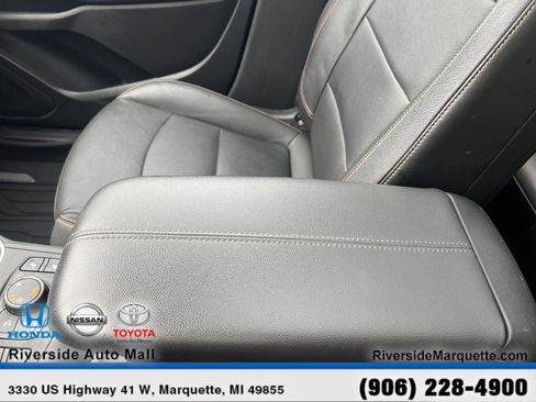 Used 2021 GMC Terrain SLT w/ Infotainment Package II image 20
