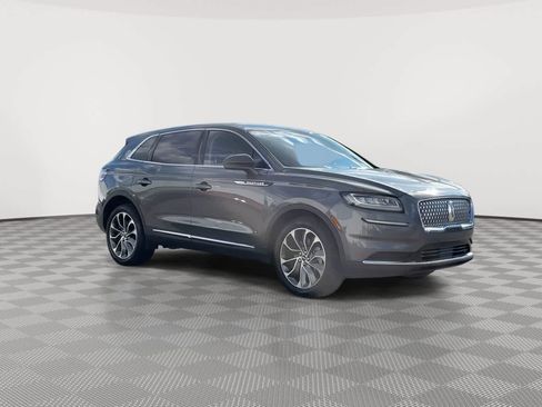 Used 2021 Lincoln Nautilus Reserve image 2