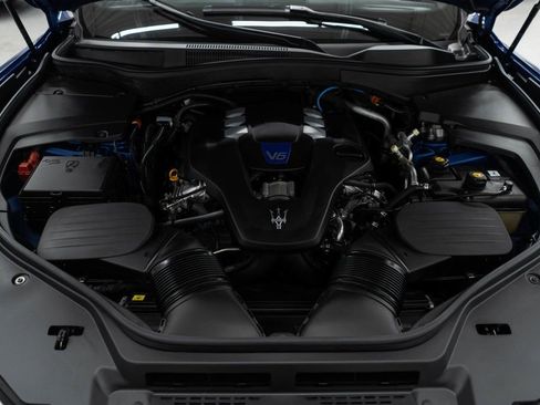 Used 2022 Maserati Levante Modena image 38