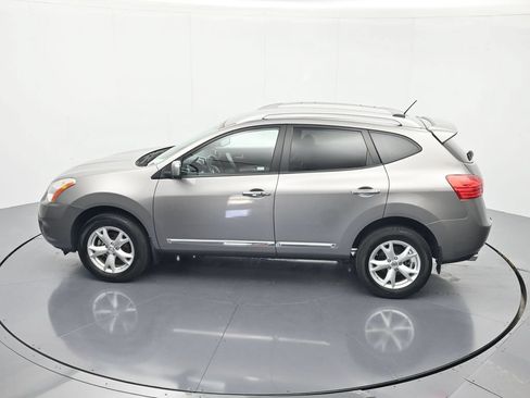 Used 2011 Nissan Rogue SV FWD image 35