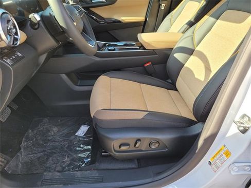 New 2026 Chevrolet Equinox ACTIV w/ Convenience Package III image 10