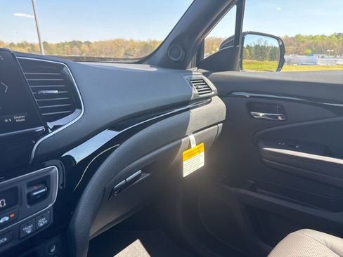 New 2026 Honda Ridgeline Black Edition image 27