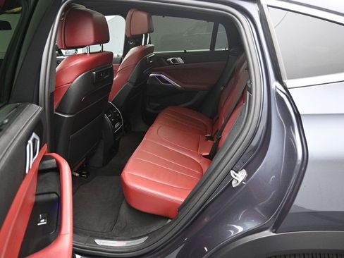 Used 2022 BMW X6 xDrive40i w/ Executive Package image 20