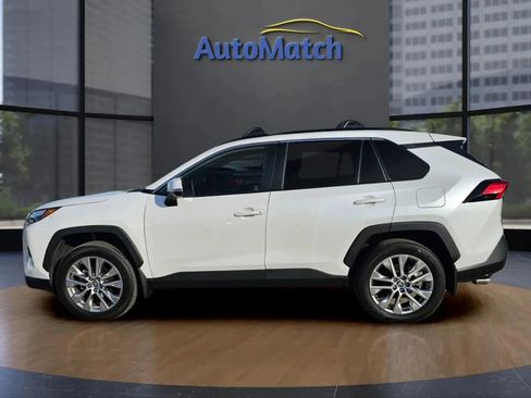 Used 2025 Toyota RAV4 XLE Premium w/ Weather Package image 5