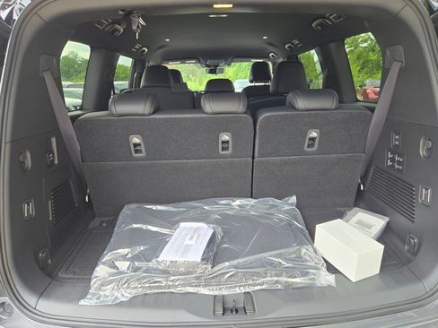 New 2025 Nissan Armada PRO-4X image 13