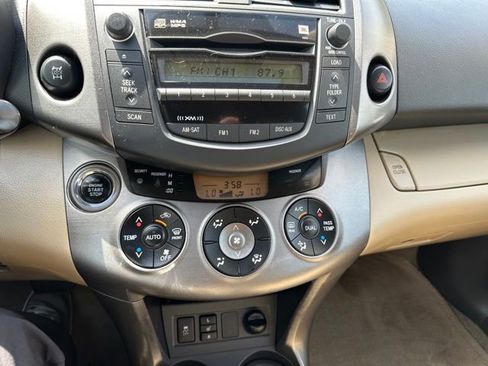 Used 2010 Toyota RAV4 Limited AWD/4WD image 17