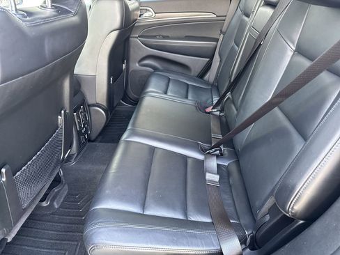 Used 2019 Jeep Grand Cherokee Limited image 20