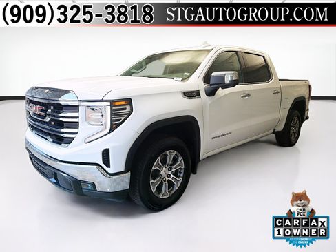Used 2025 GMC Sierra 1500 SLT AWD/4WD image 1