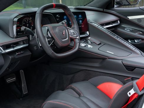 Used 2023 Chevrolet Corvette Stingray Premium Cpe w/ Z51 Performance Package RWD image 14
