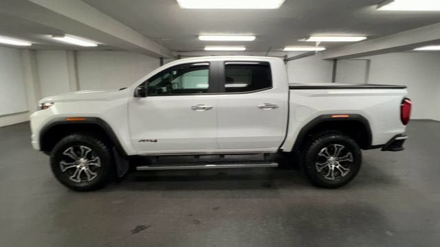 Certified 2023 GMC Canyon AT4 w/ AT4 Premium Package AWD/4WD image 5