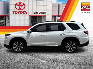 Used 2024 Honda Pilot Touring video 2