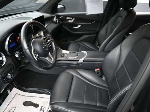 Used 2022 Mercedes-Benz GLC 300 w/ Premium Package Lite image 26
