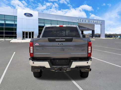 Used 2021 Ford F250 XLT w/ XLT Premium Package AWD/4WD image 3
